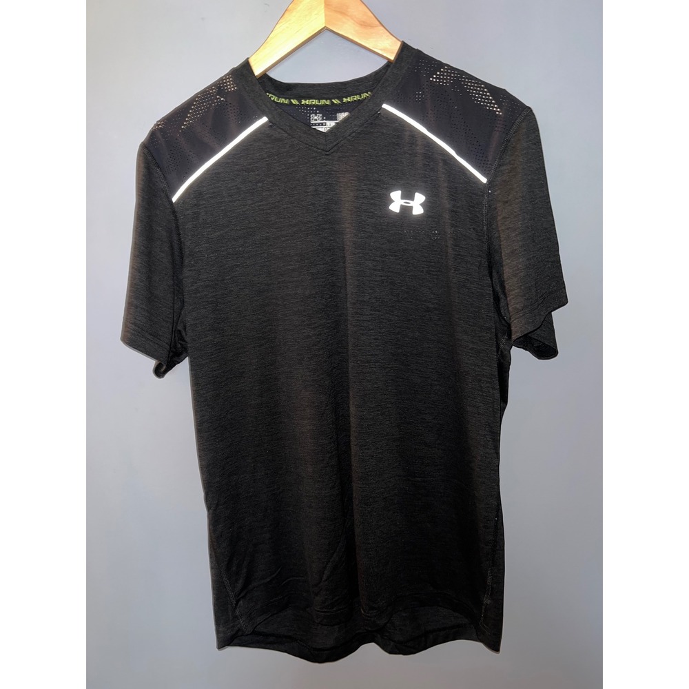 Under Armour Mens HeatGear Run Shirt Gray Reflective V-Neck Training Tee Large